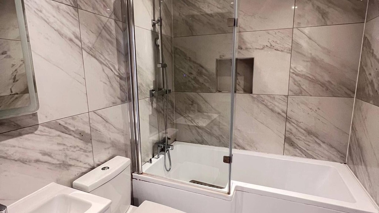 Photo of Bathroom in West Finchley