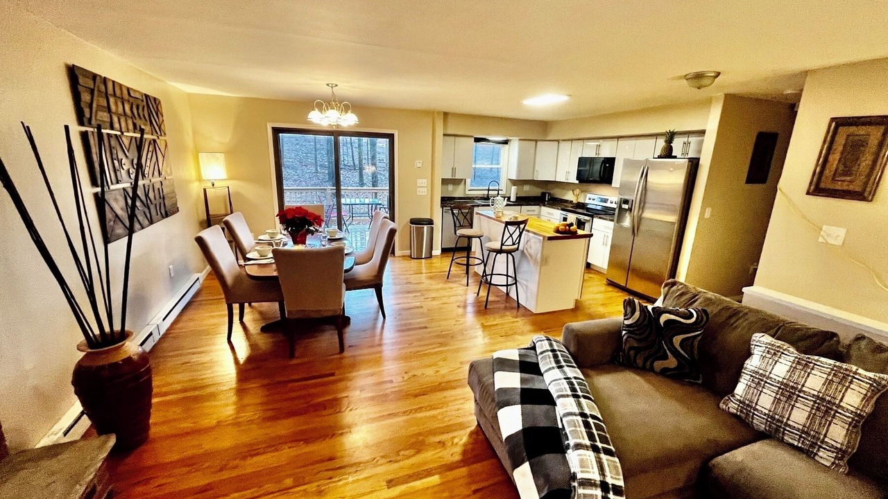 Photo of Livingroom in Albrightsville