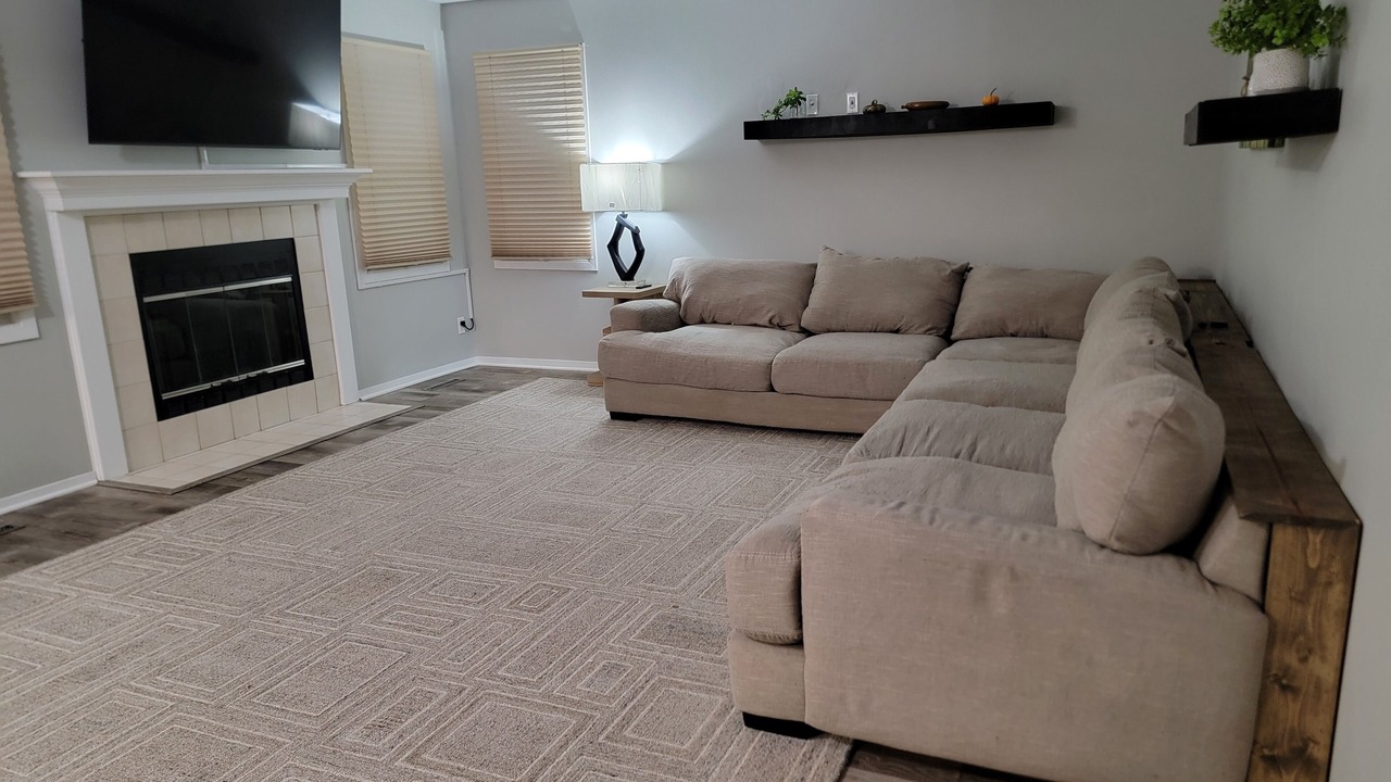 Photo of Livingroom in Urbandale