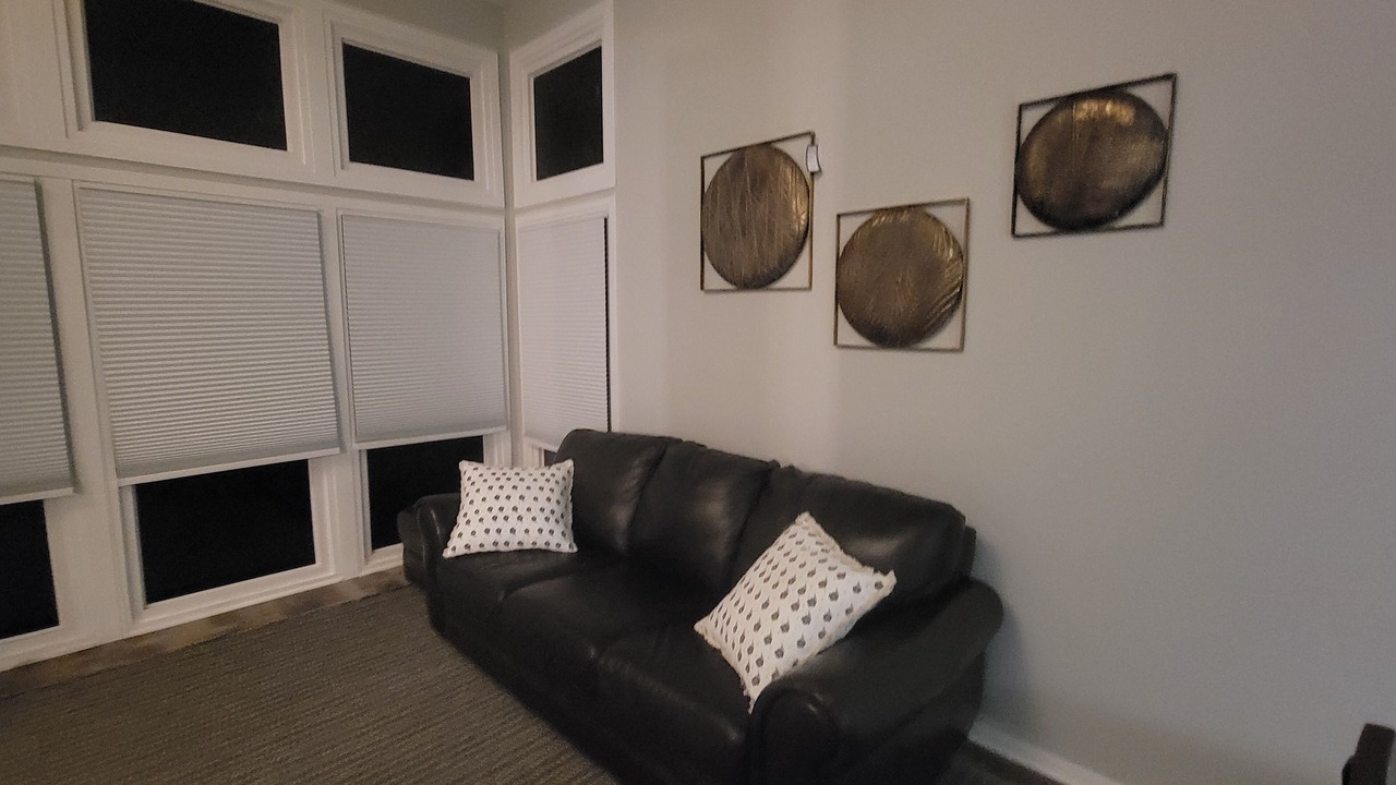 Photo of Livingroom in Urbandale