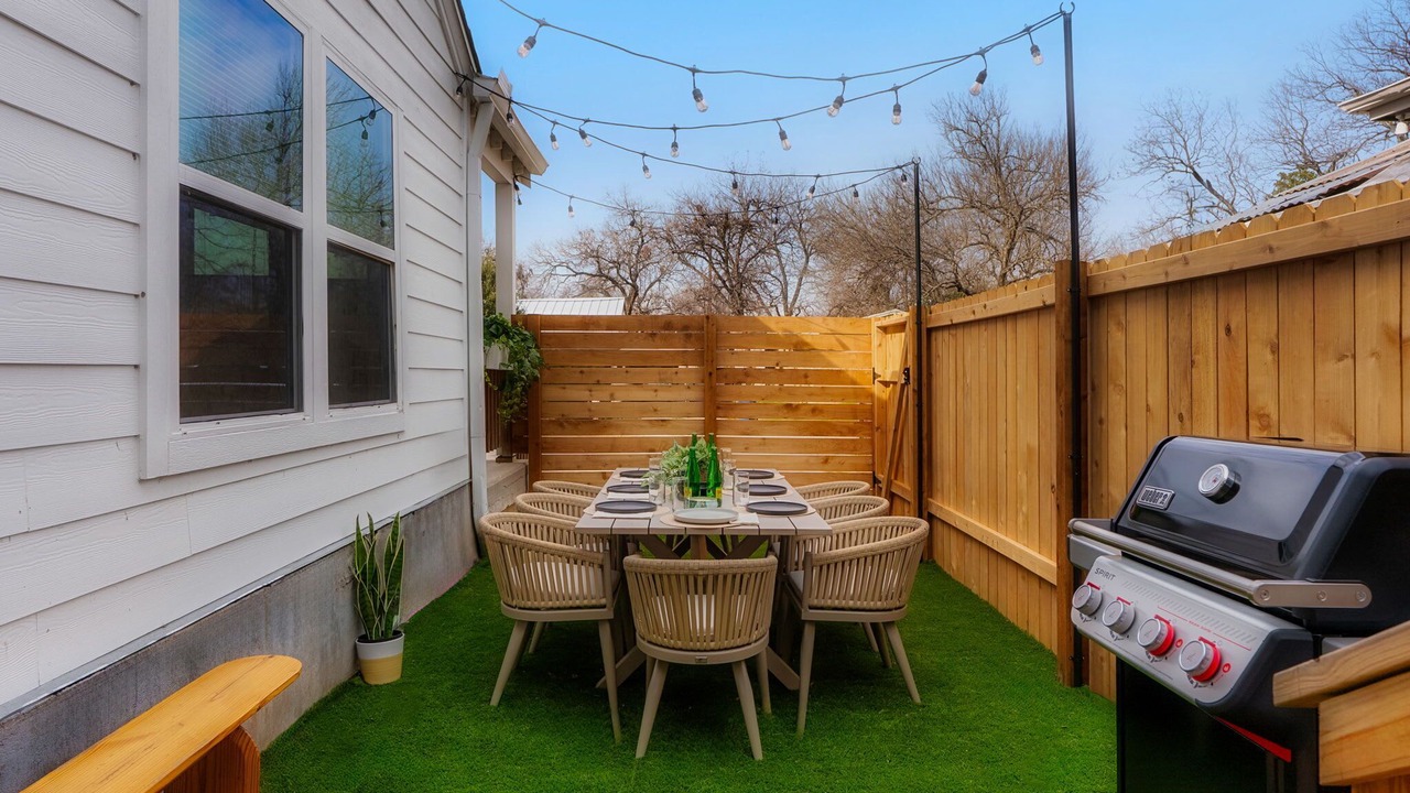 Photo of Outdoor in McKinley Heights