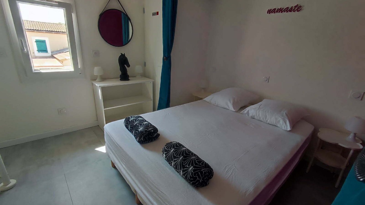 Photo of Bedroom in Marseillan Plage