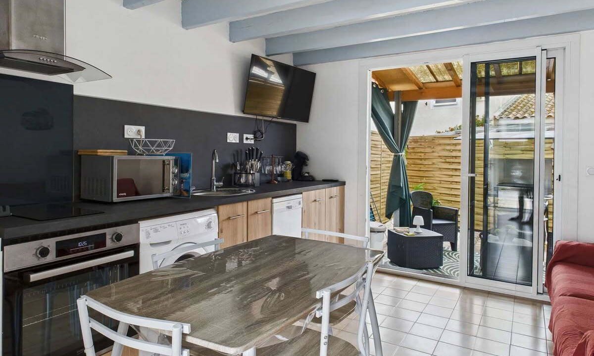 Photo of Kitchen in Marseillan Plage