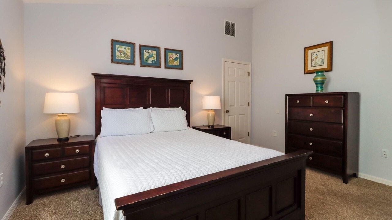 Photo of Bedroom in Westbury