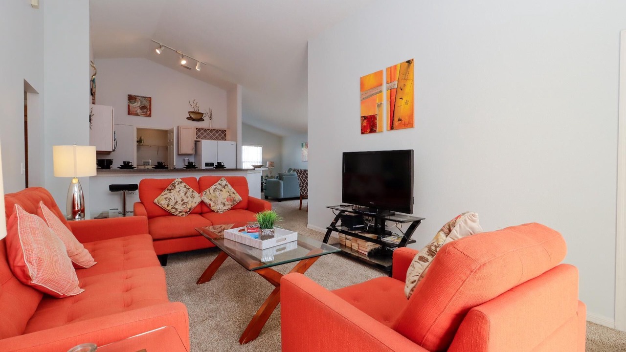 Photo of Livingroom in Westbury