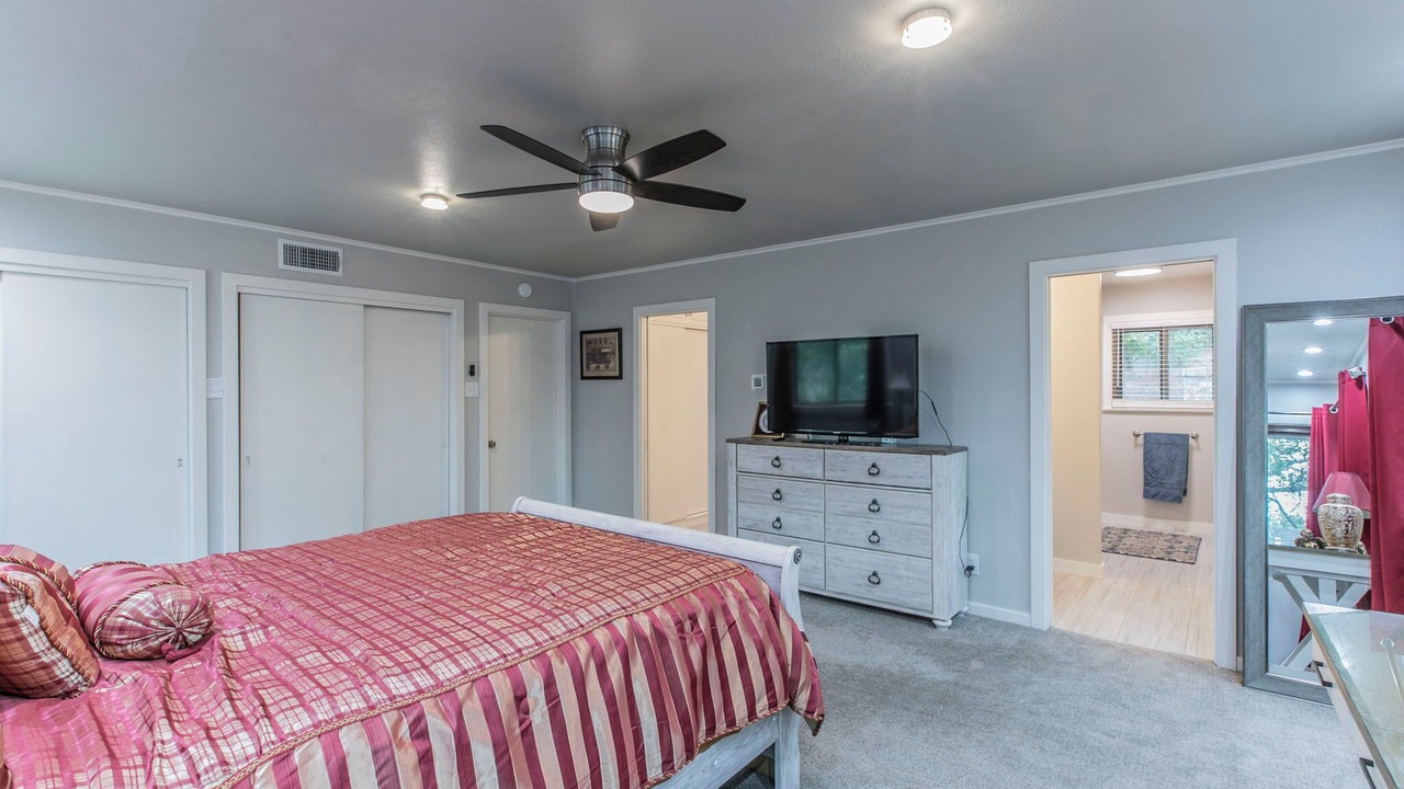 Photo of Bedroom in Temple
