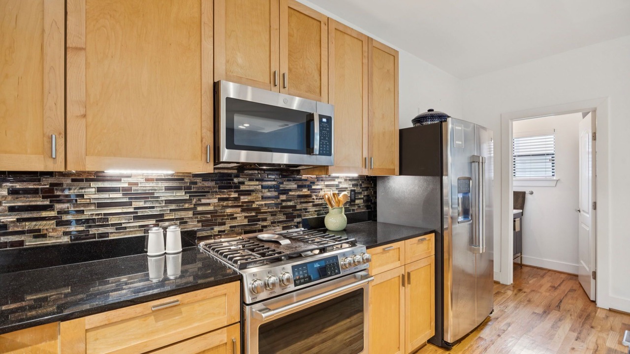 Photo of Kitchen in Washington Ave./ Memorial Park