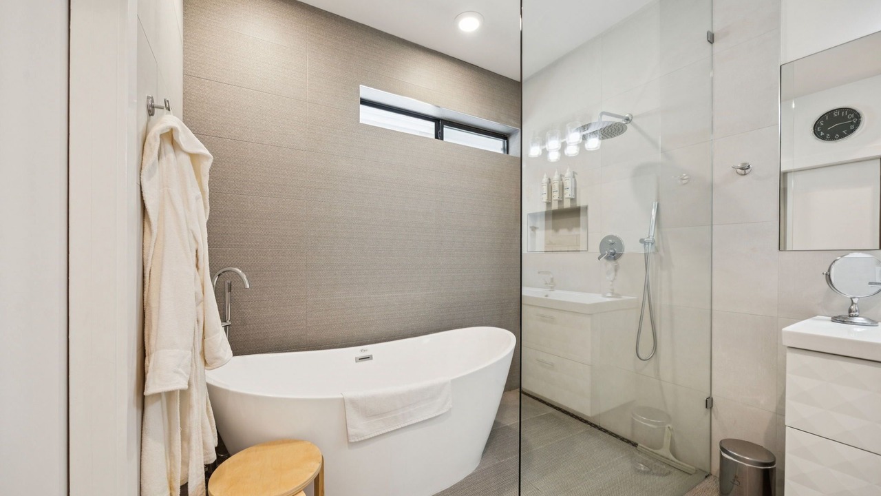 Photo of Bathroom in Washington Ave./ Memorial Park