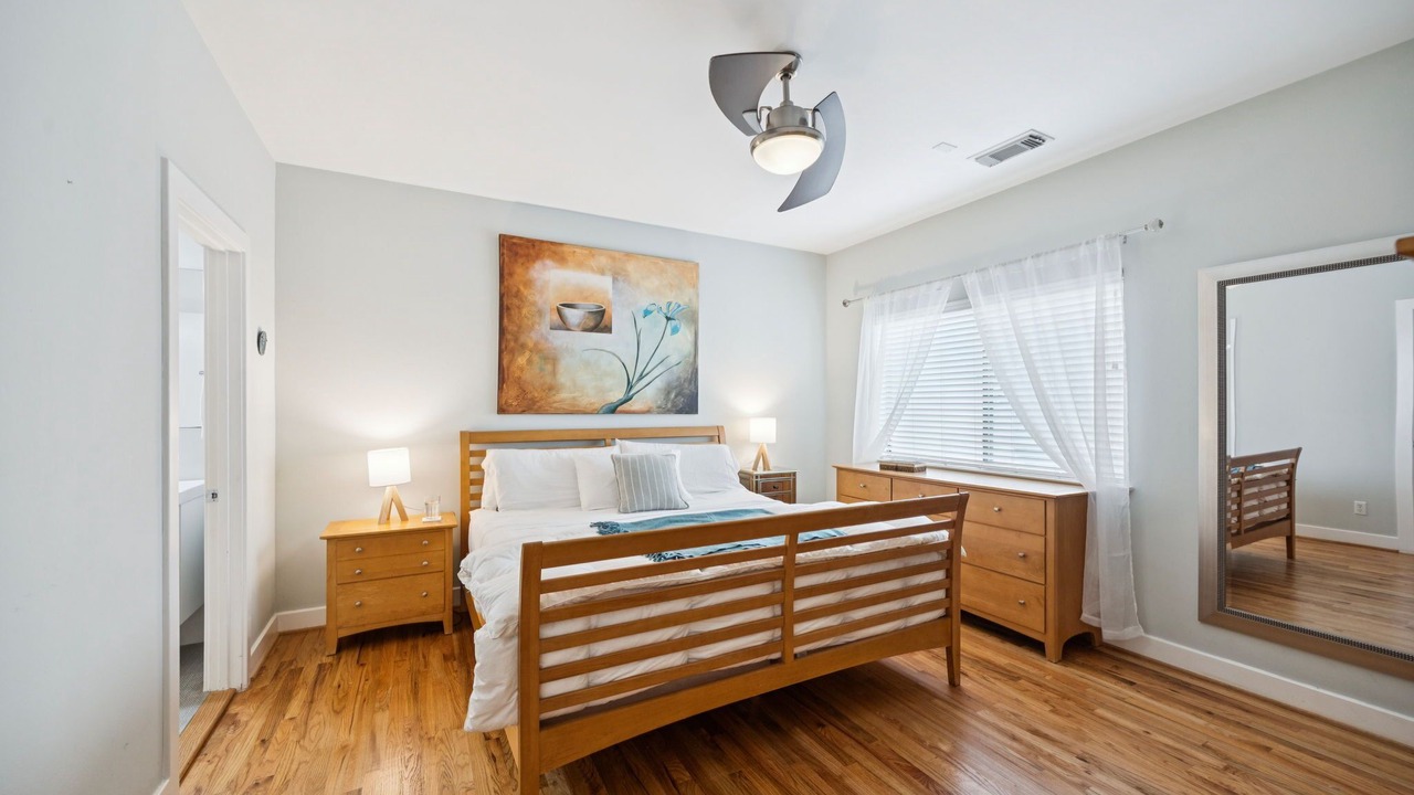 Photo of Bedroom in Washington Ave./ Memorial Park