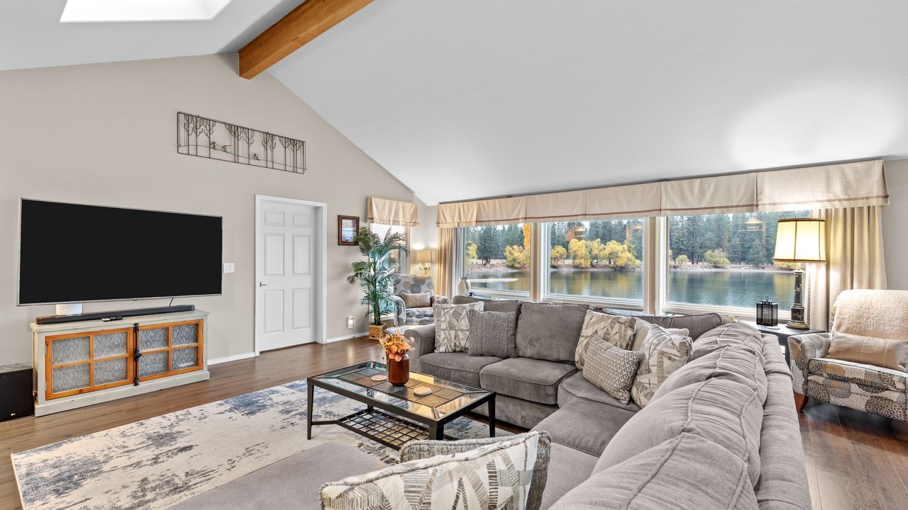 Photo of Livingroom in Hayden View Estates