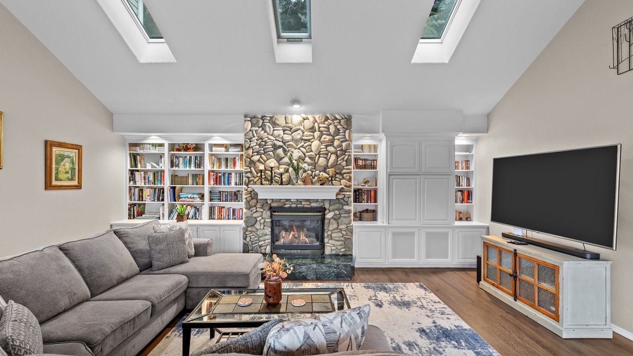 Photo of Livingroom in Hayden View Estates