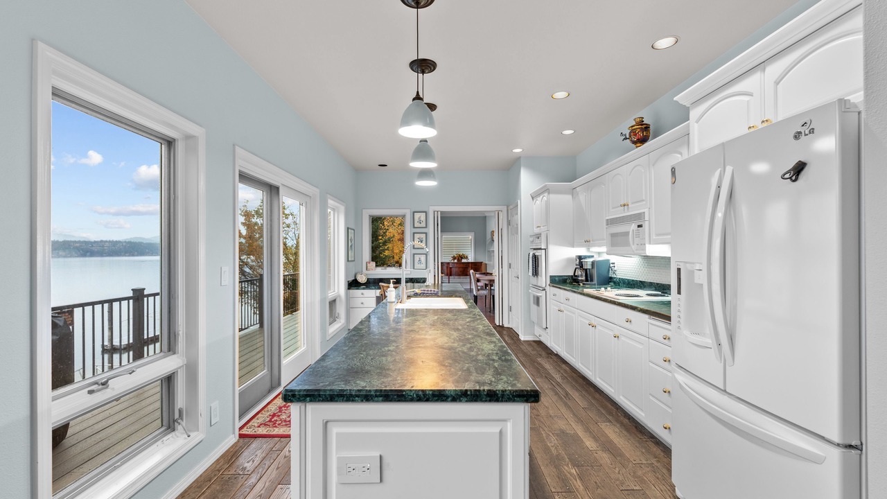 Photo of Kitchen in Hayden View Estates