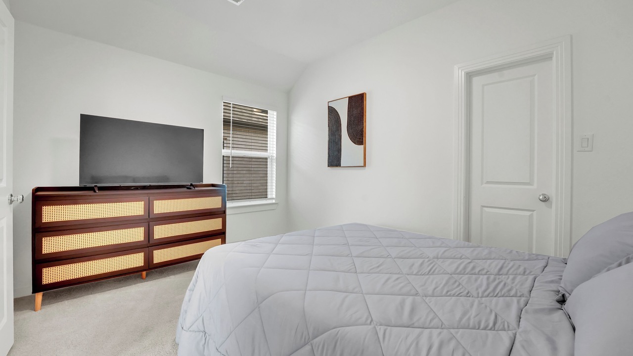 Photo of Bedroom in Weston