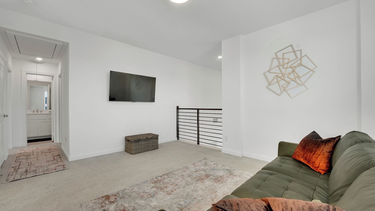 Photo of Livingroom in Weston