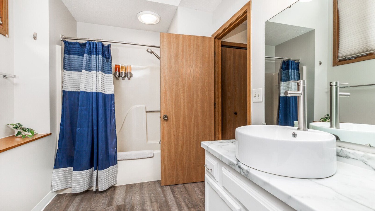Photo of Bathroom in The Galena Territory