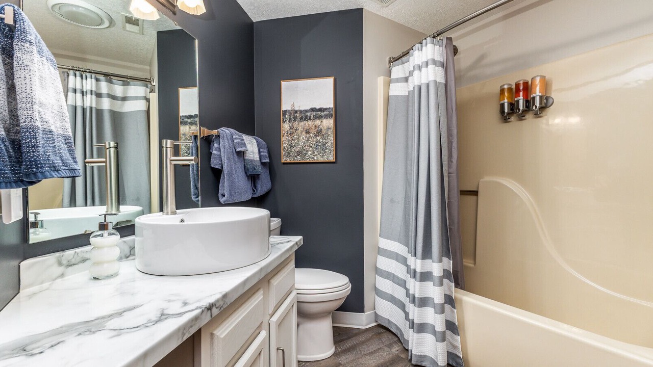 Photo of Bathroom in The Galena Territory