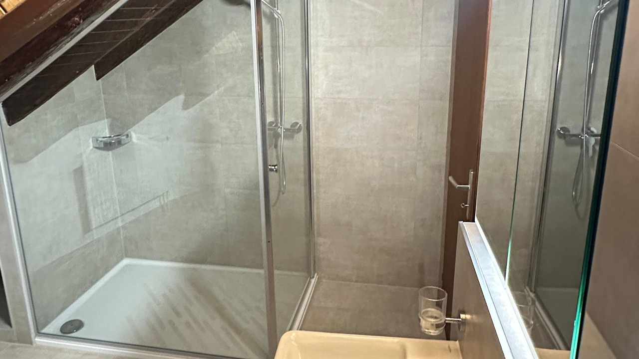 Photo of Bathroom in Montreux City Centre