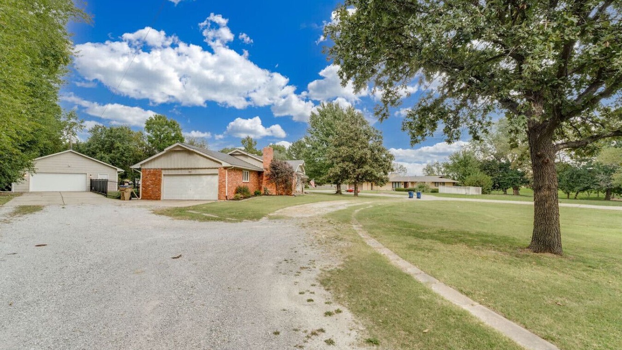 Photo of Outdoor in Derby