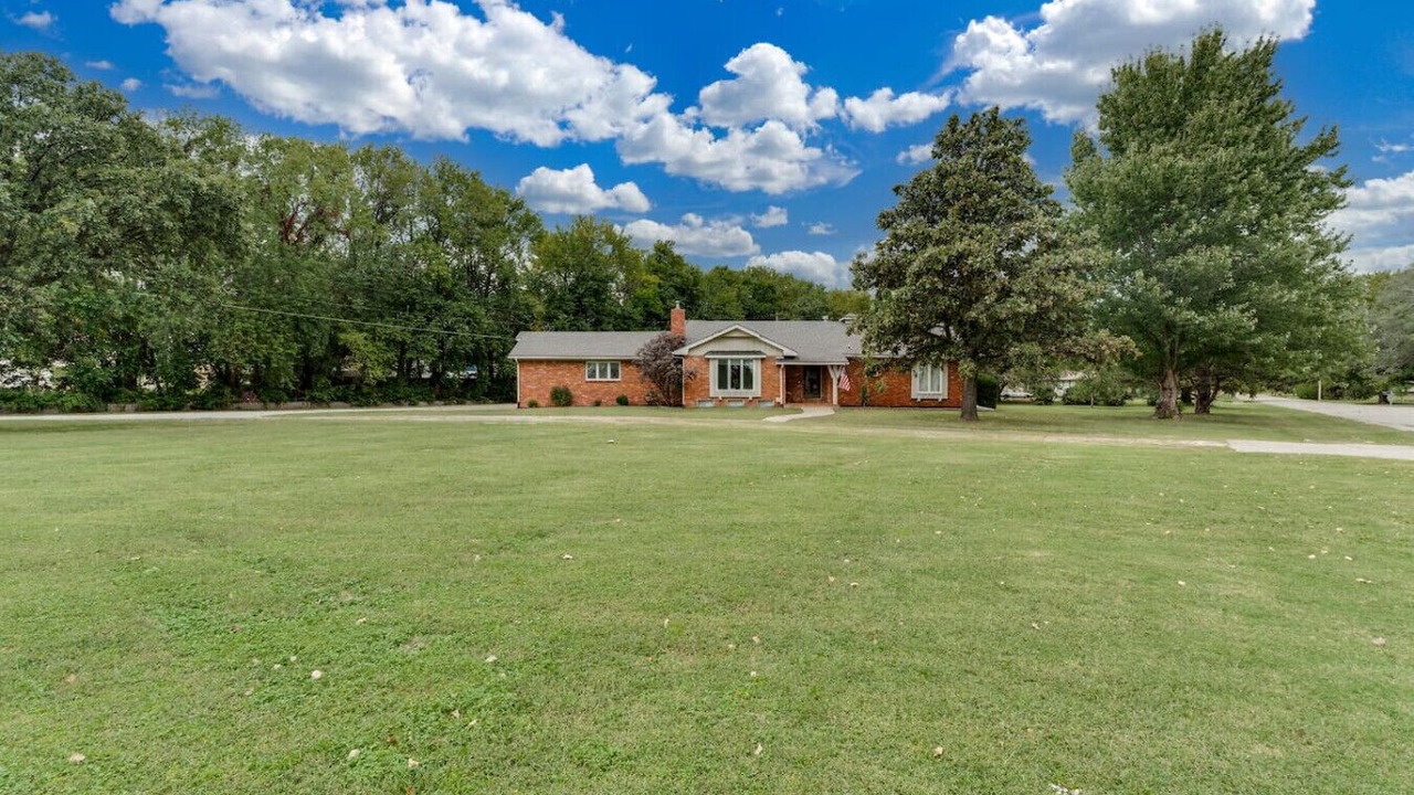 Photo of Outdoor in Derby
