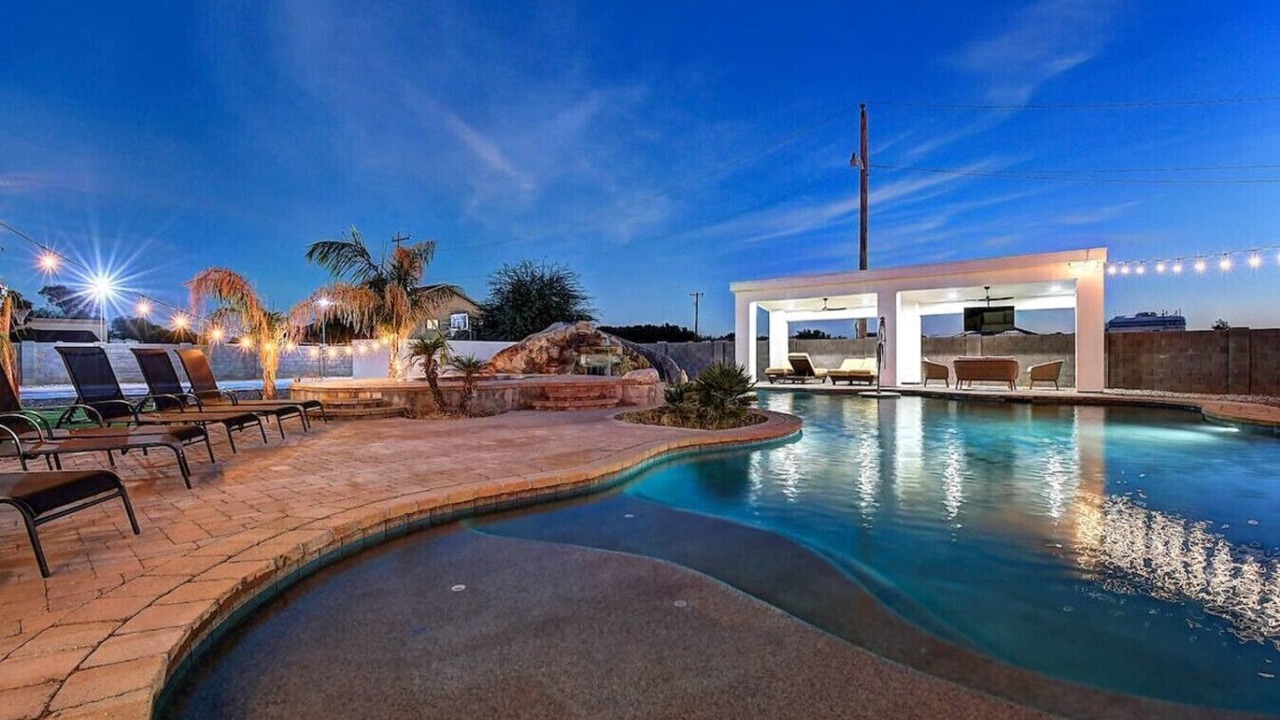 Photo of Outdoor in Paradise Valley Village