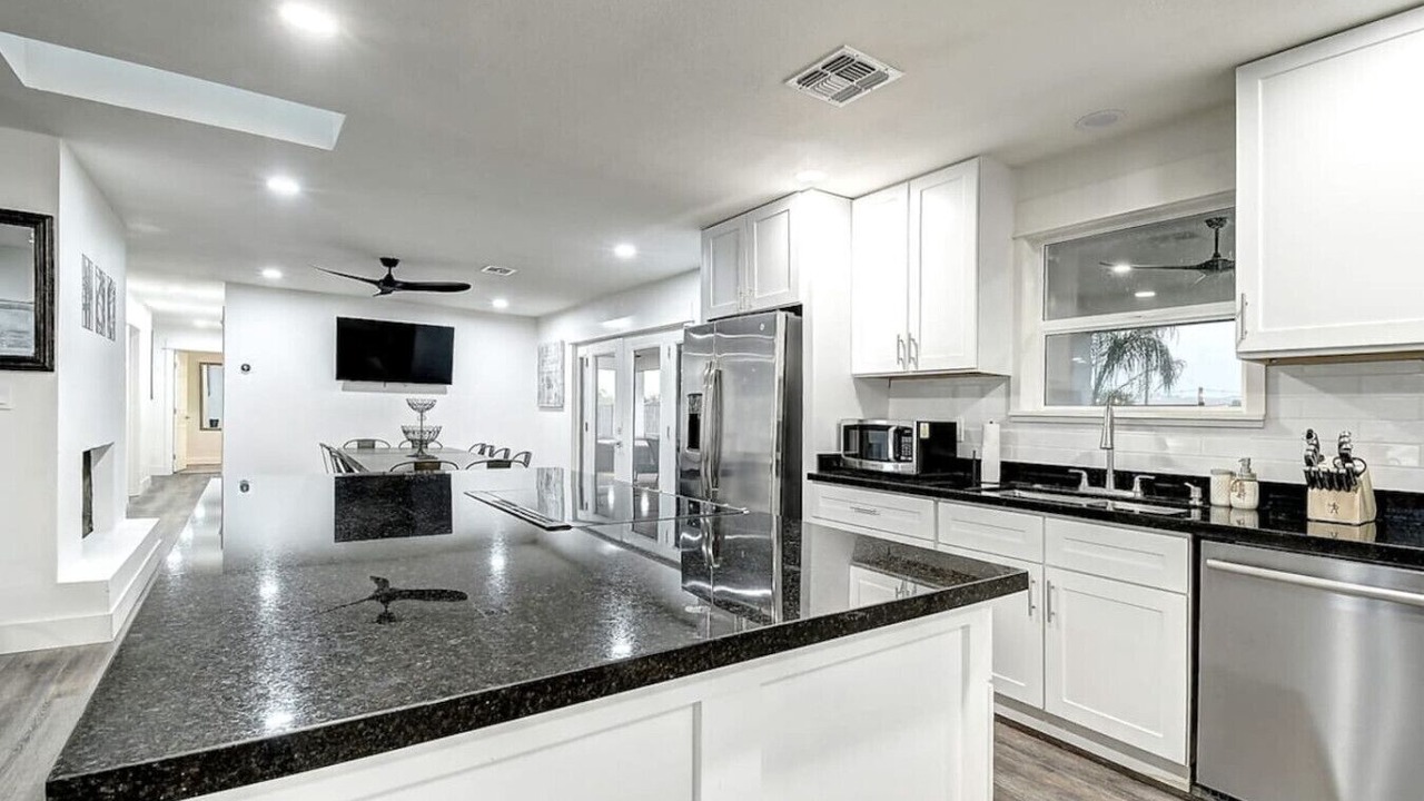 Photo of Kitchen in Paradise Valley Village