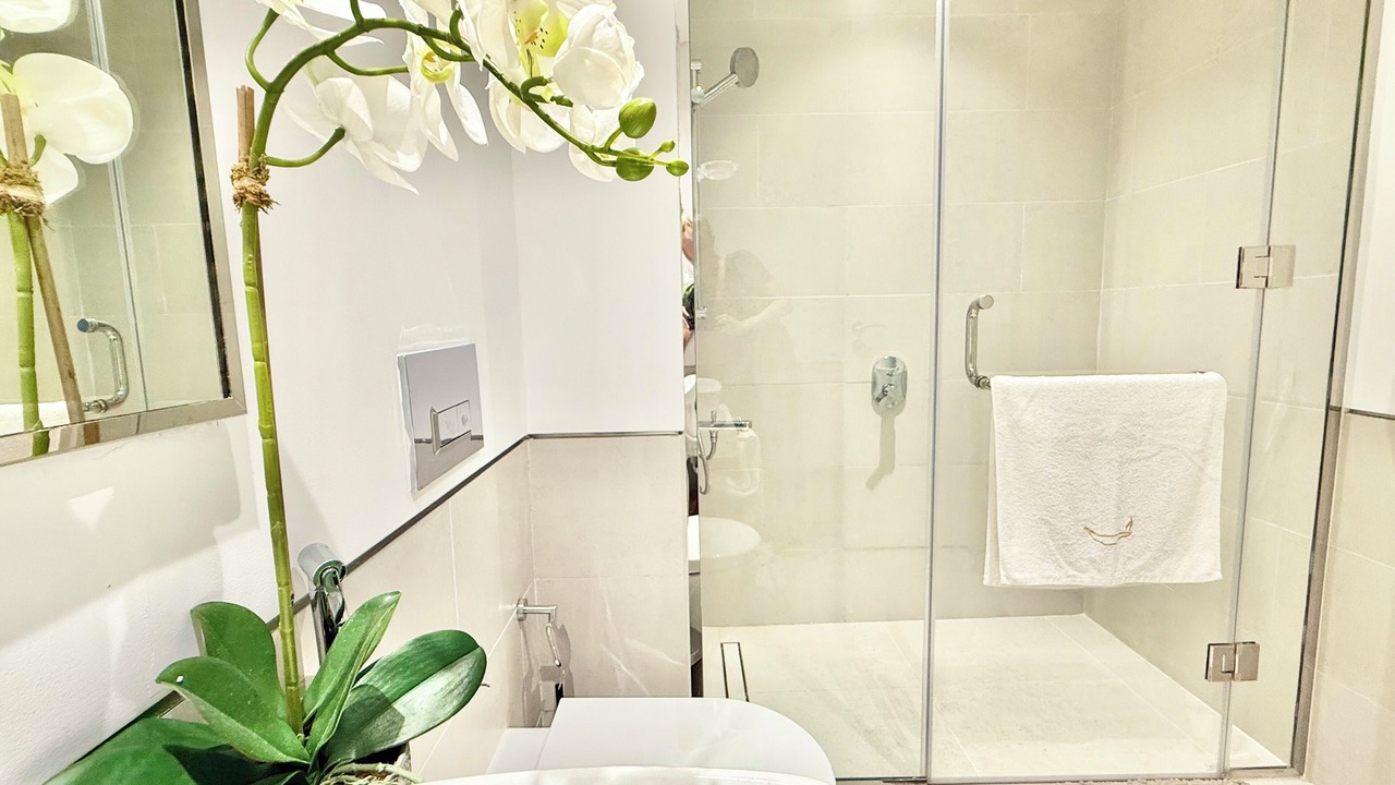 Photo of Bathroom in Umm Suqeim 3