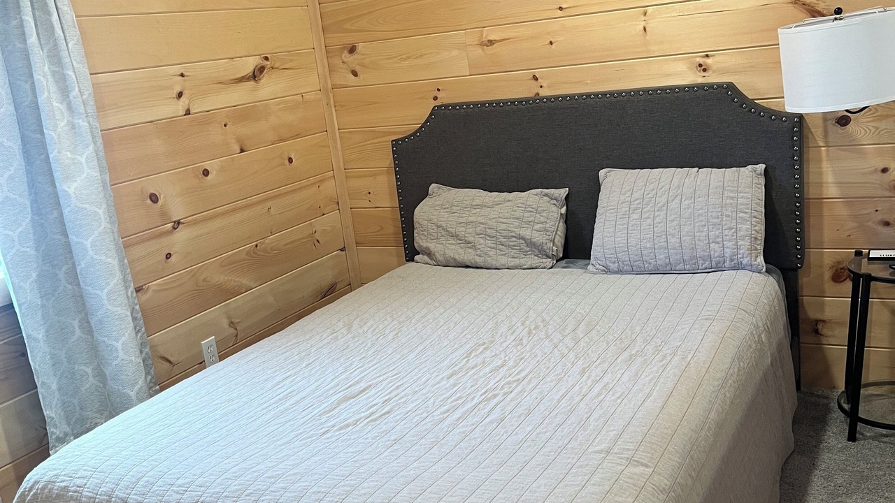 Photo of Bedroom in Lawrenceville