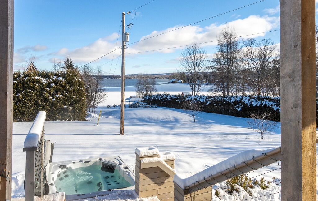 Photo of Outdoor in Lambton
