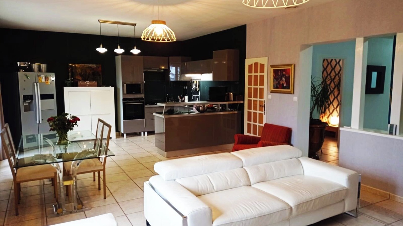 Photo of Livingroom in Maraussan