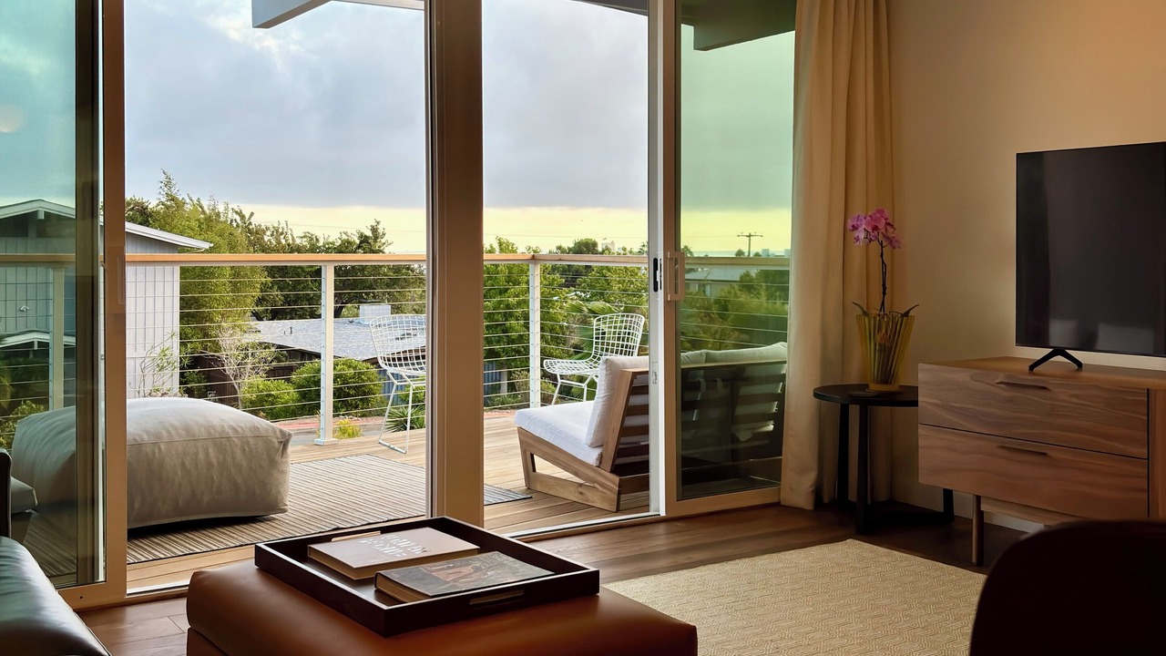 Photo of Livingroom in La Jolla Mesa
