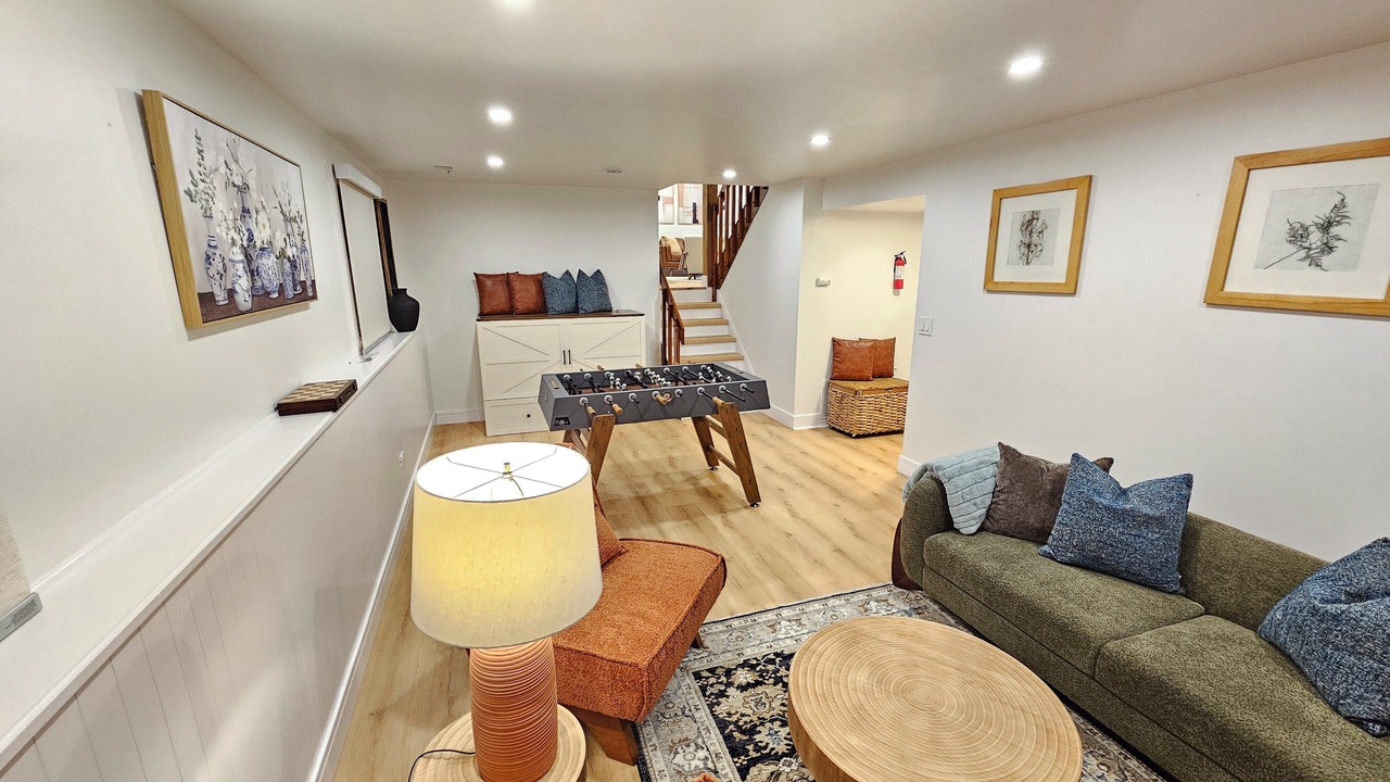 Photo of Livingroom in Waukegan
