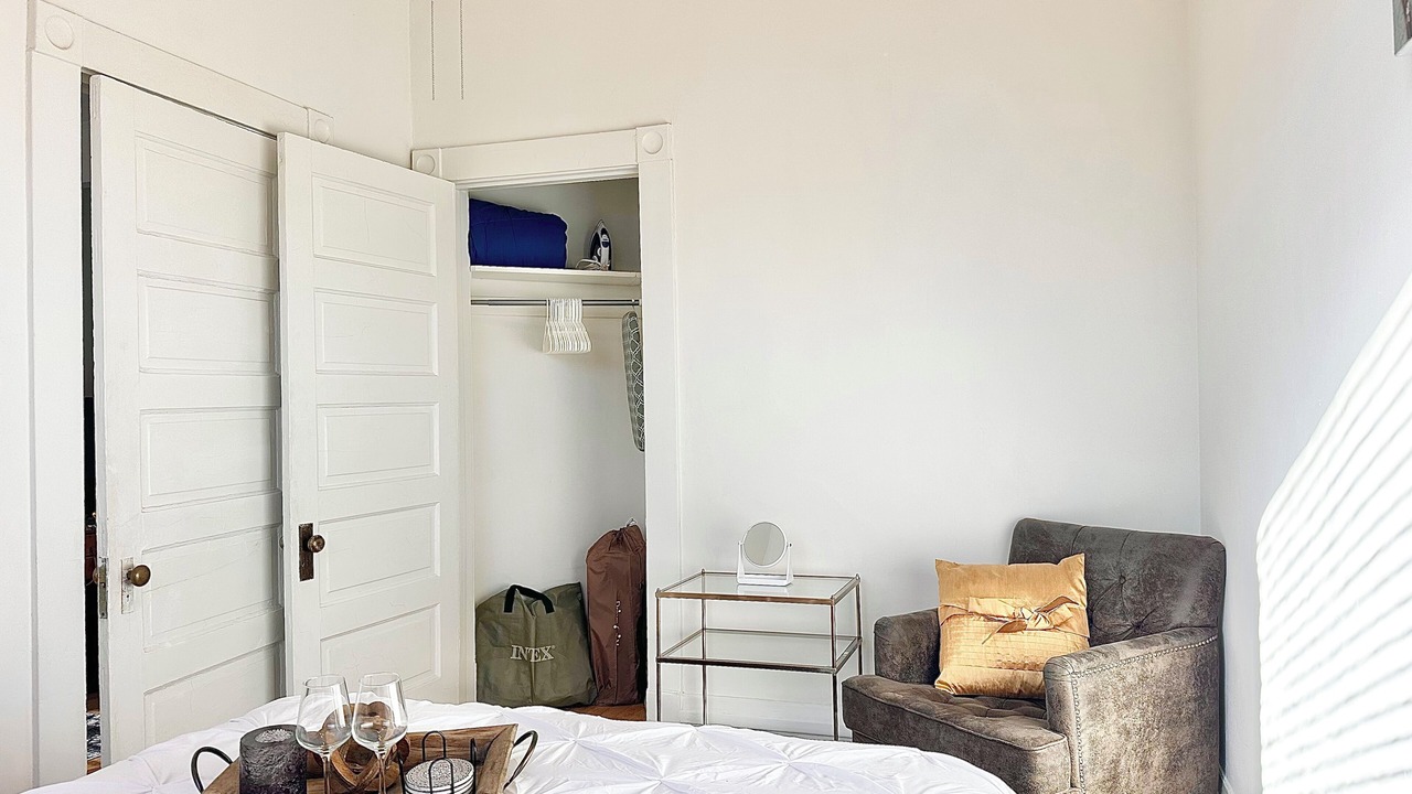 Photo of Bedroom in Oak Park