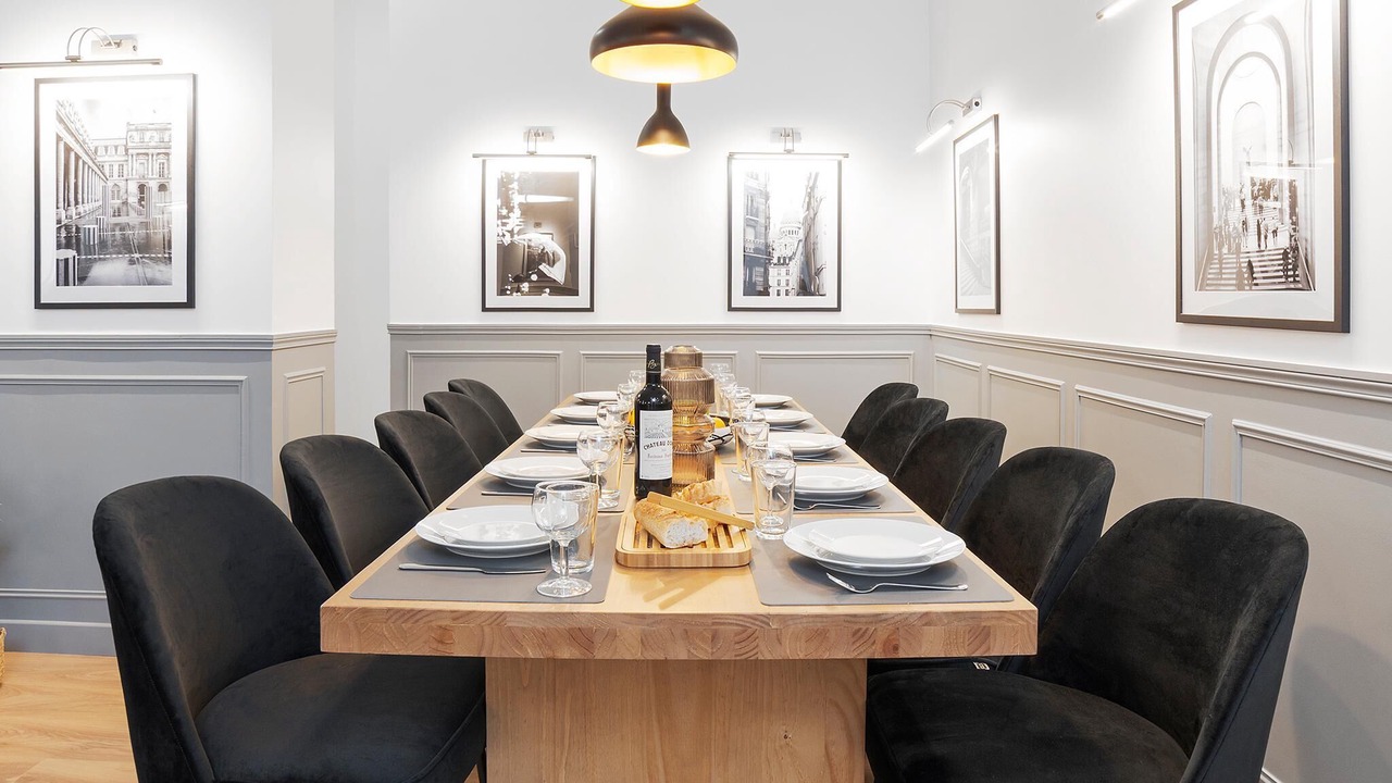 Photo of Others in Ternes