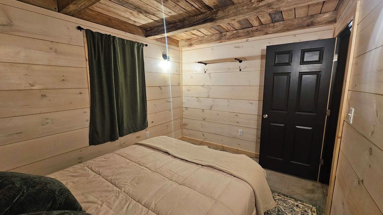Photo of Bedroom in Caribou