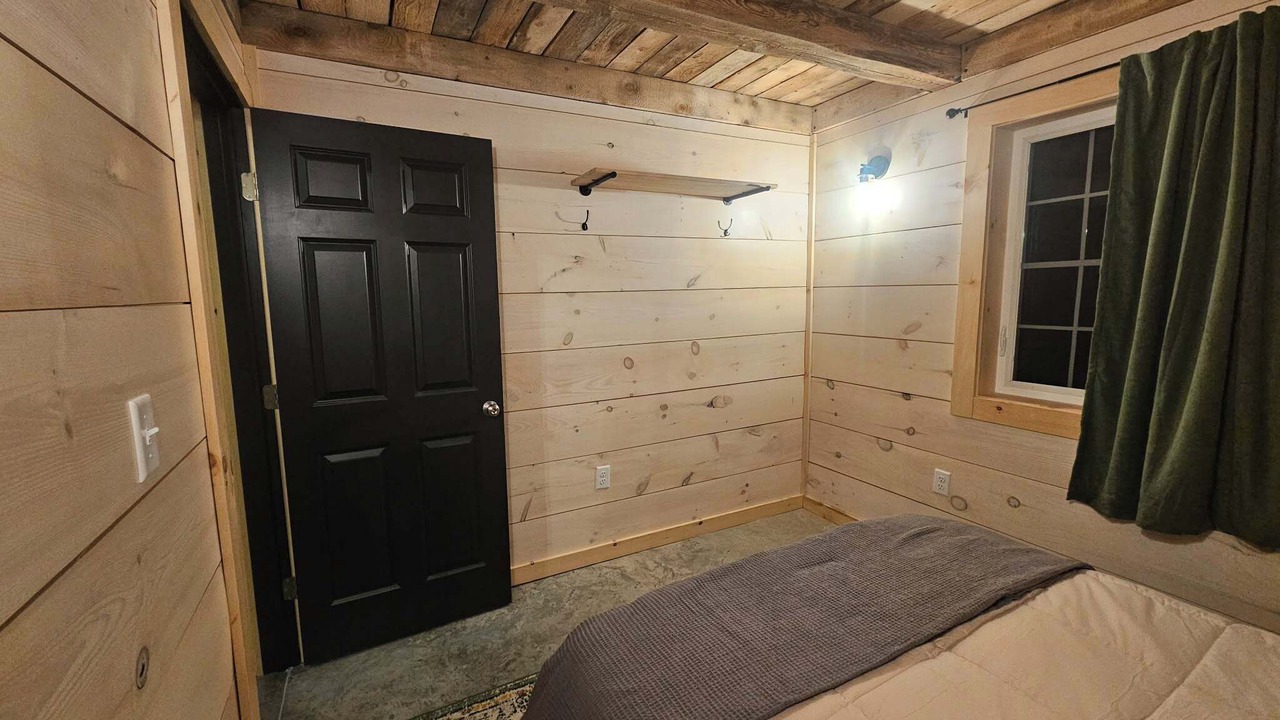 Photo of Bedroom in Caribou