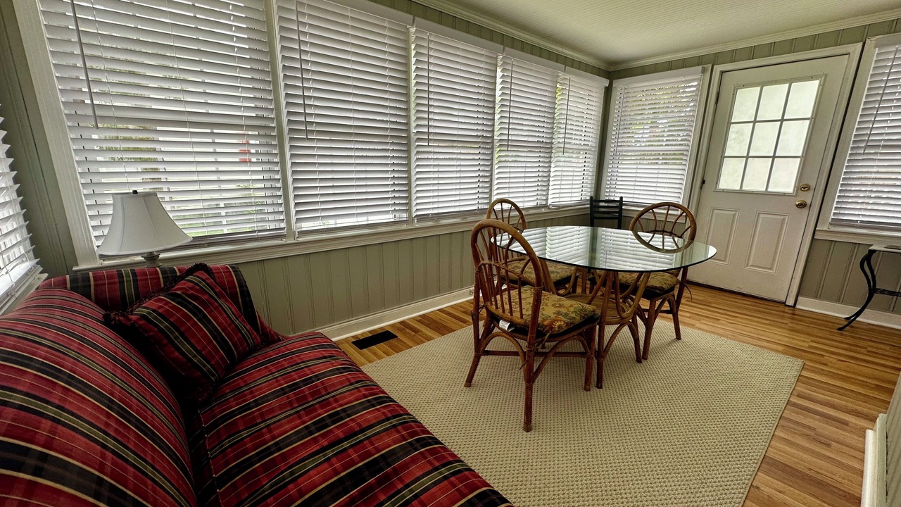 Photo of Livingroom in Whiteville