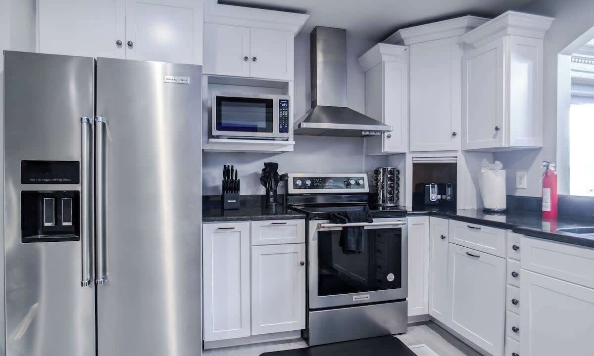 Photo of Kitchen in Summit Station