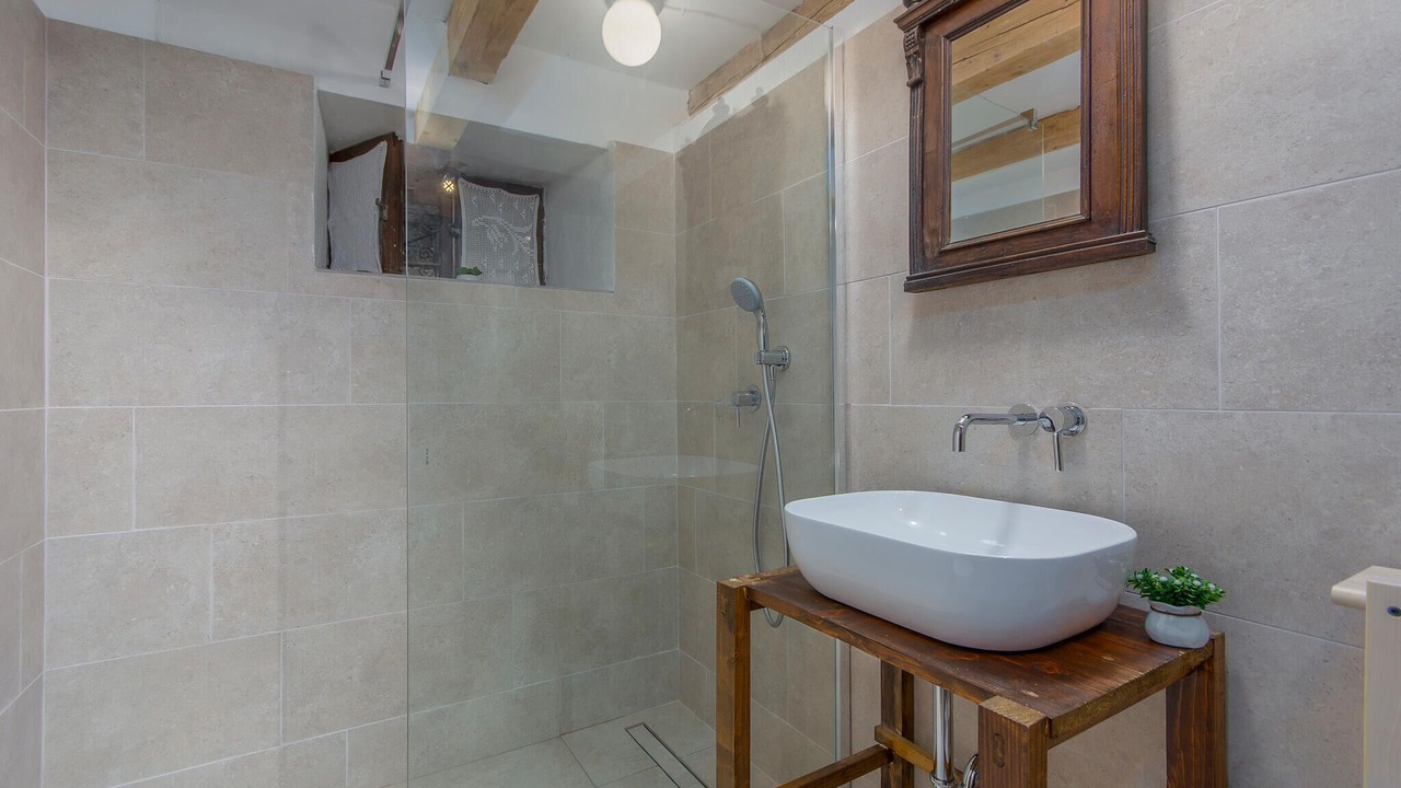 Photo of Bathroom in Groznjan