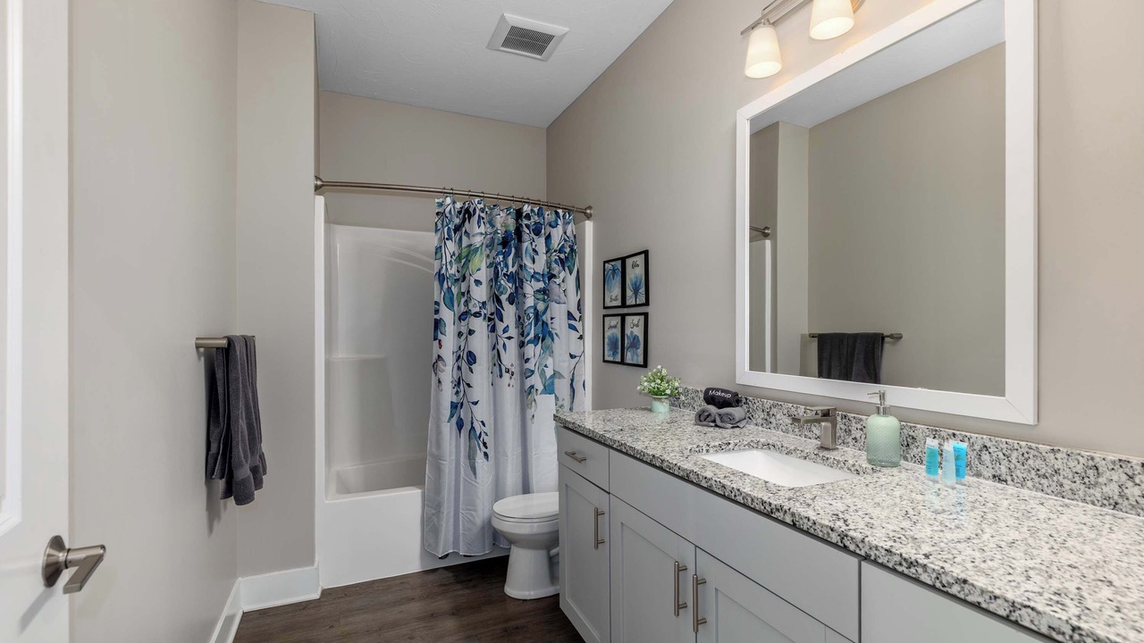 Photo of Bathroom in Grandville