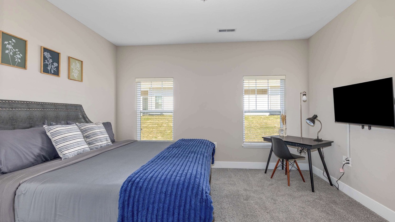Photo of Bedroom in Grandville
