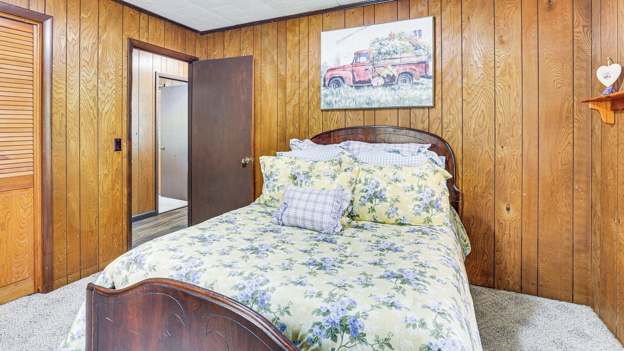 Photo of Bedroom in Soddy-Daisy