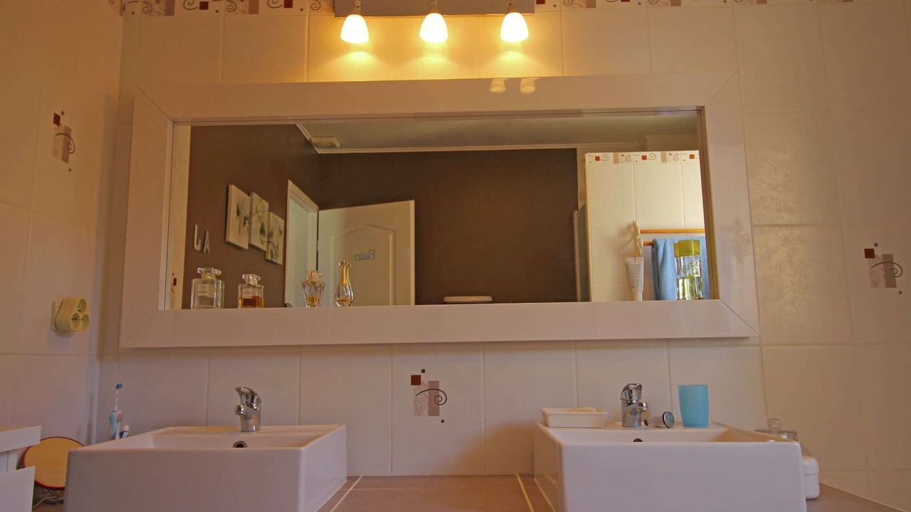 Photo of Bathroom in Serignan-du-Comtat