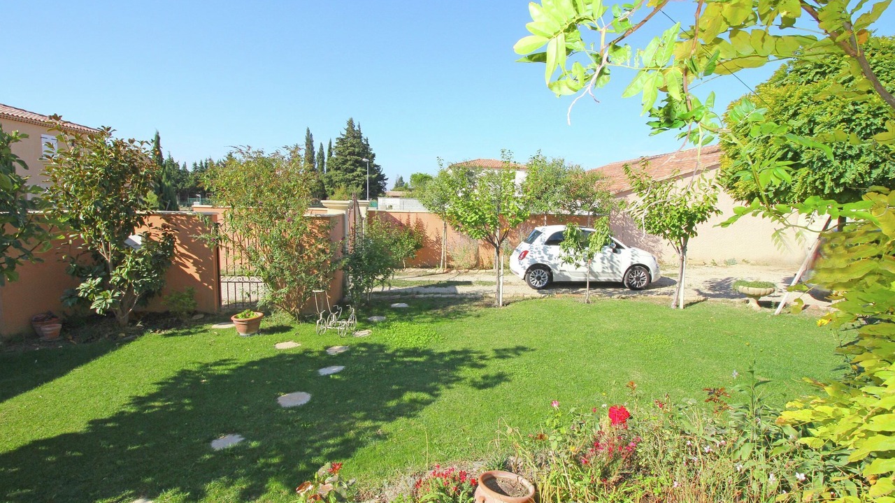 Photo of Outdoor in Serignan-du-Comtat