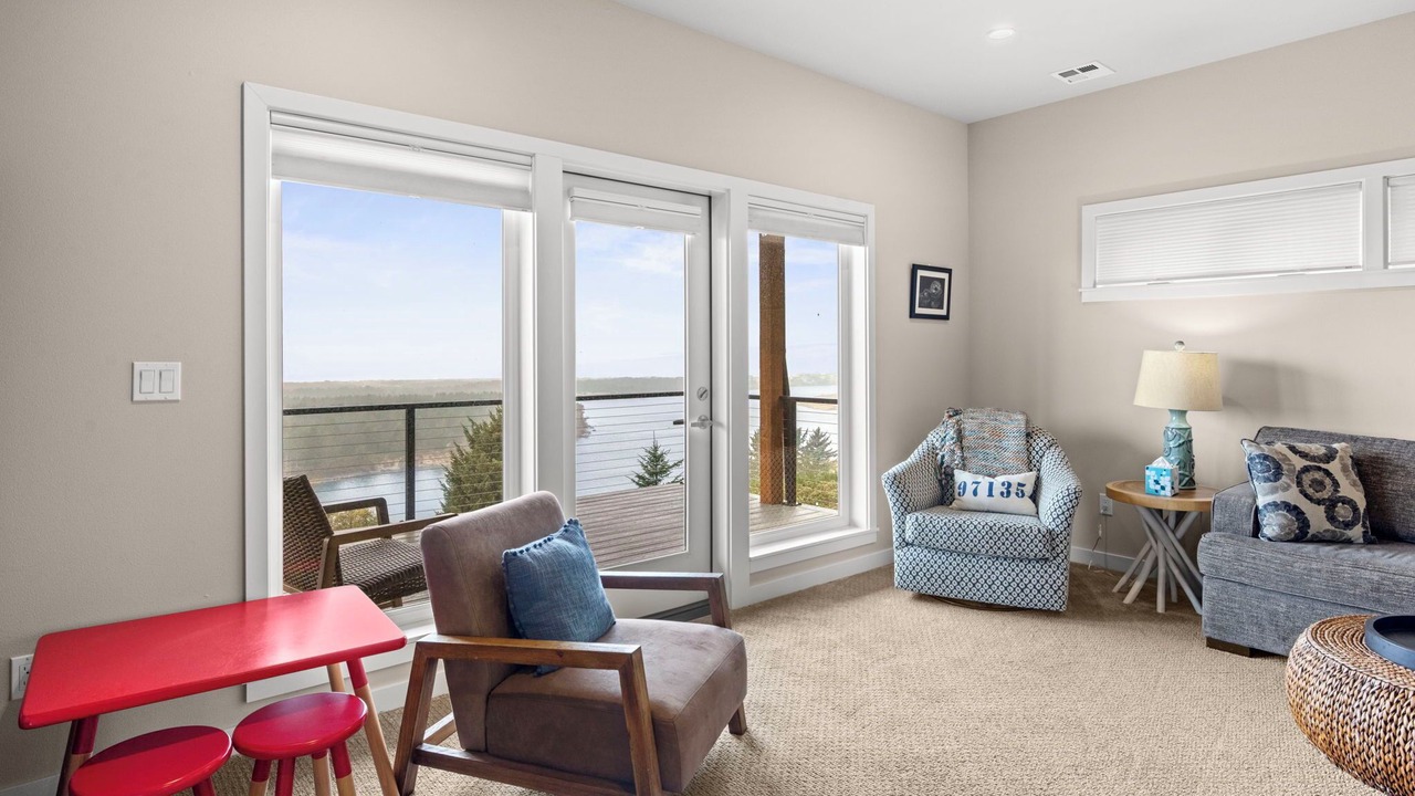 Photo of Livingroom in Pacific City