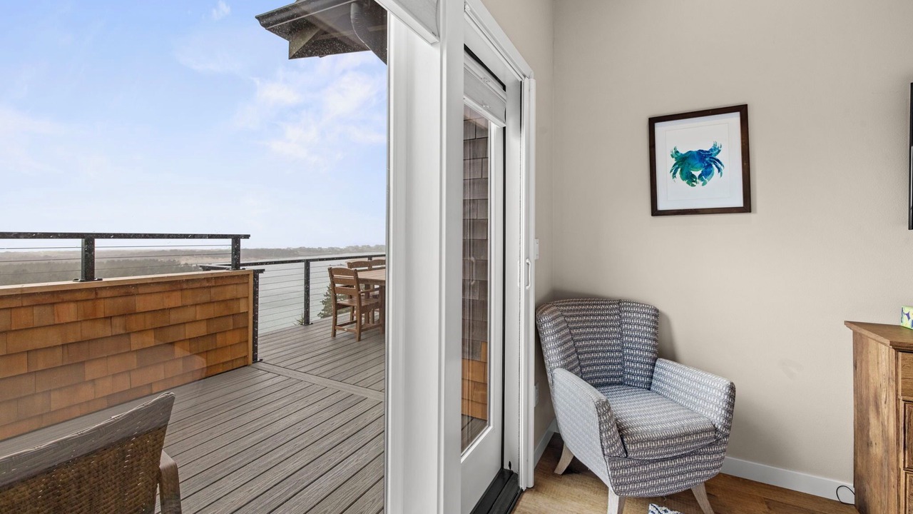 Photo of Patio Balcony in Pacific City