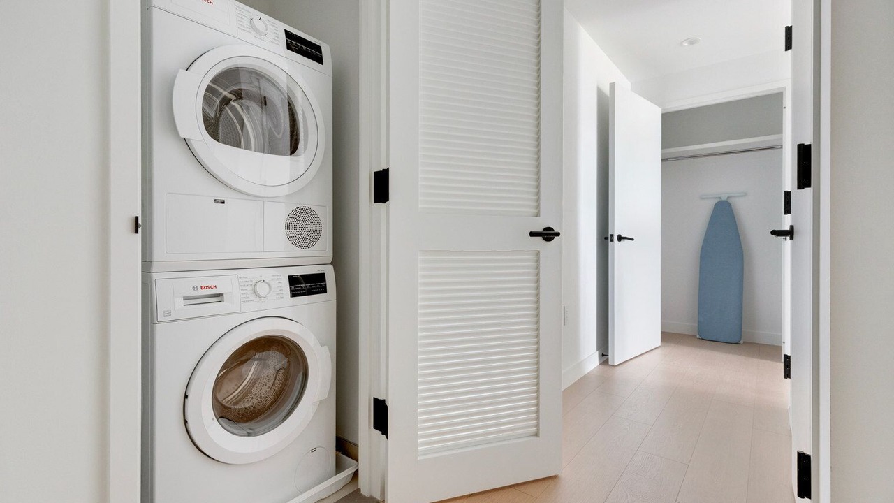 Photo of Others in Williamsburg