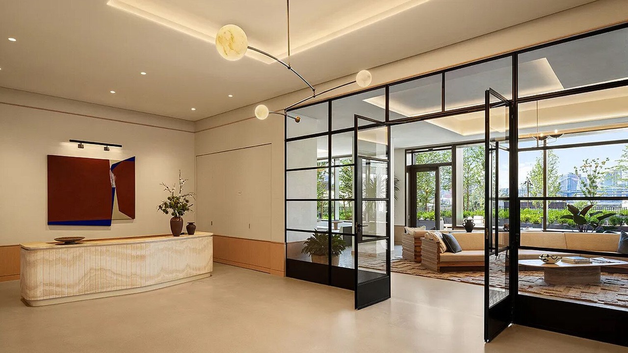 Photo of Others in Williamsburg