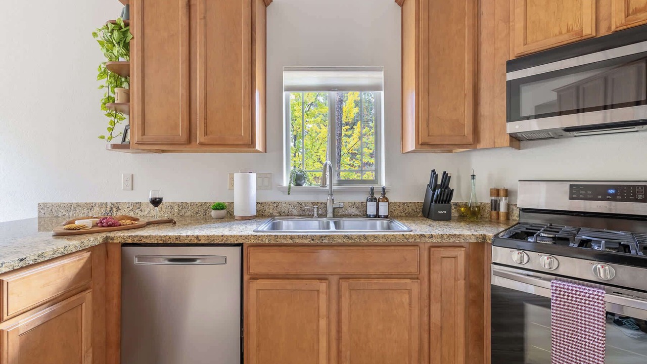 Photo of Kitchen in Ponderosa Trails