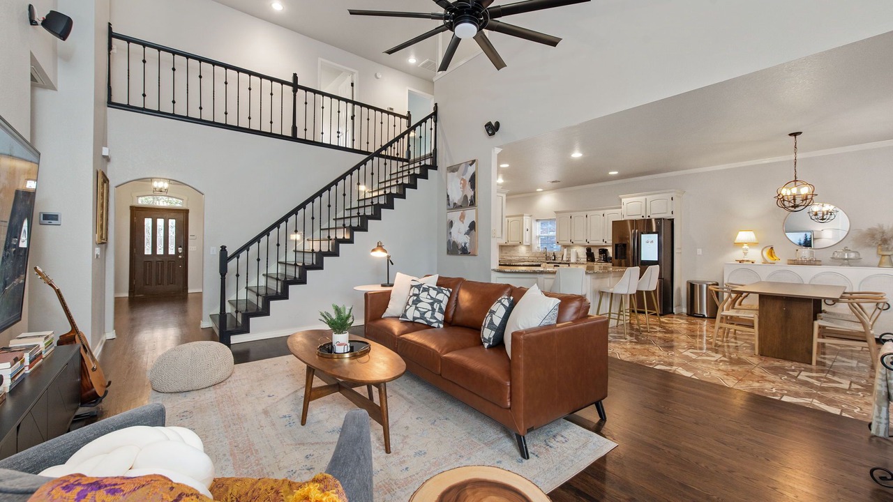 Photo of Livingroom in South Tulsa