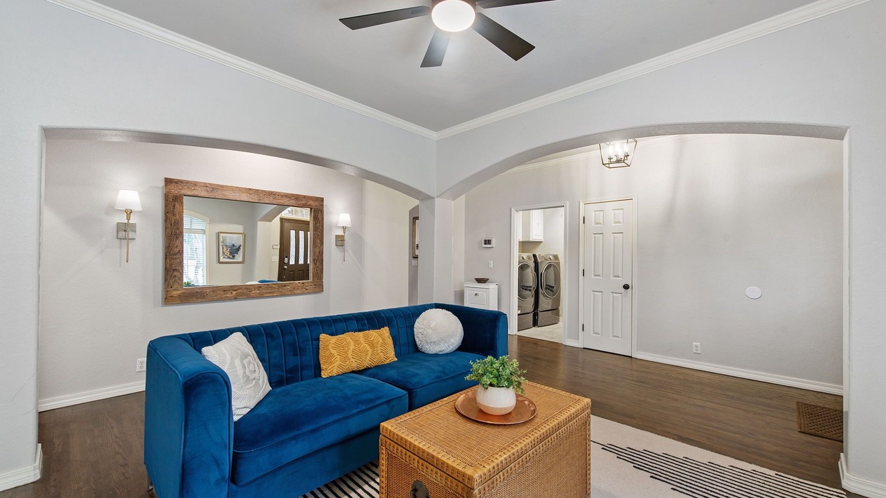 Photo of Livingroom in South Tulsa